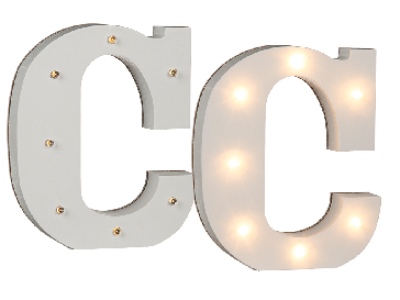 Osvetlené drevené písmeno C
