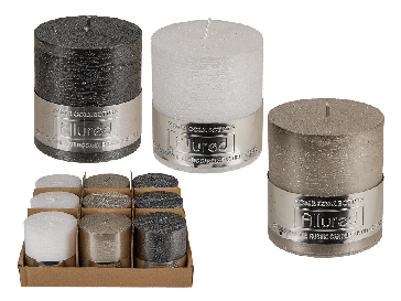 Pillar candle with glitter